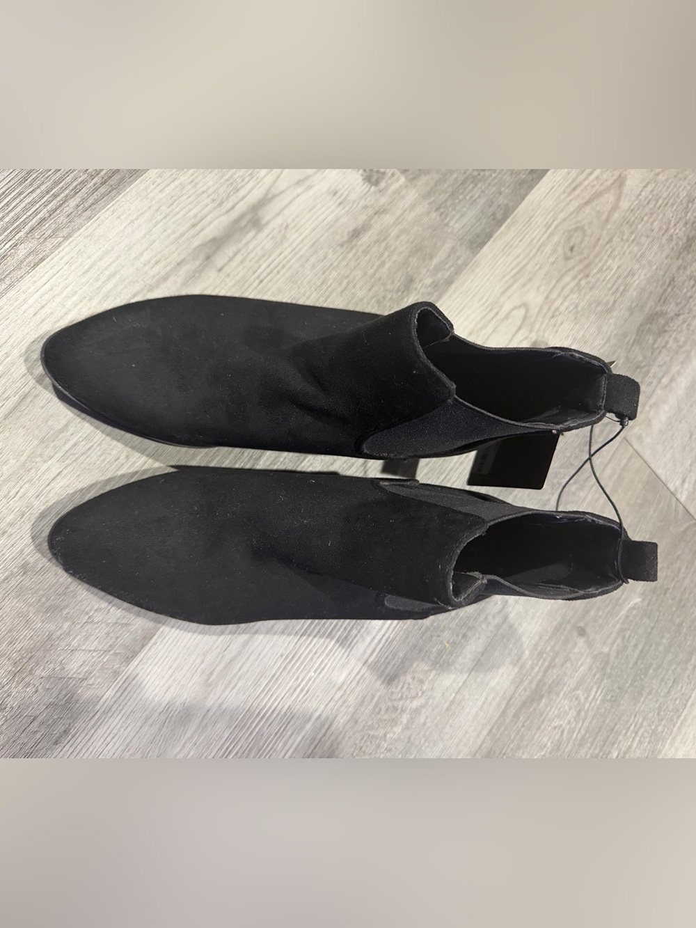 Forever 21 Black Pointed Slip-On Mules